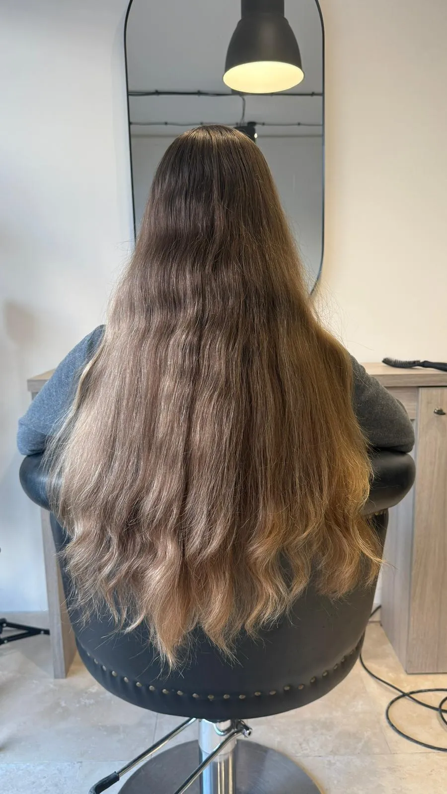 Výsledok práce zo štúdia — dámske vlasy